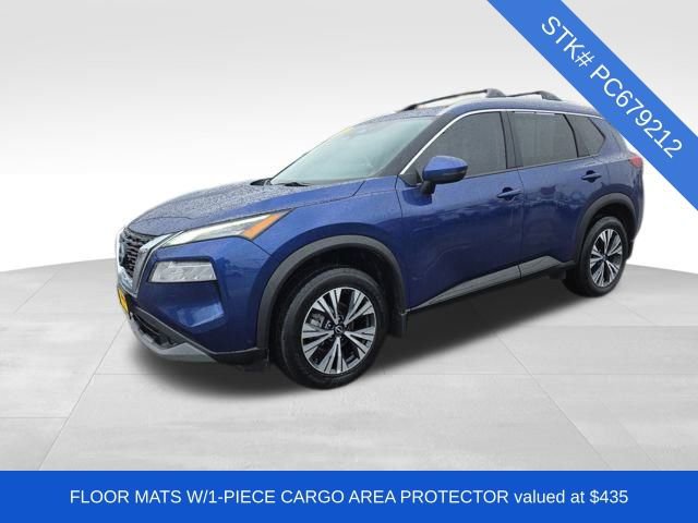 Used 2023 Nissan Rogue SV w/ SV Premium Package image 3