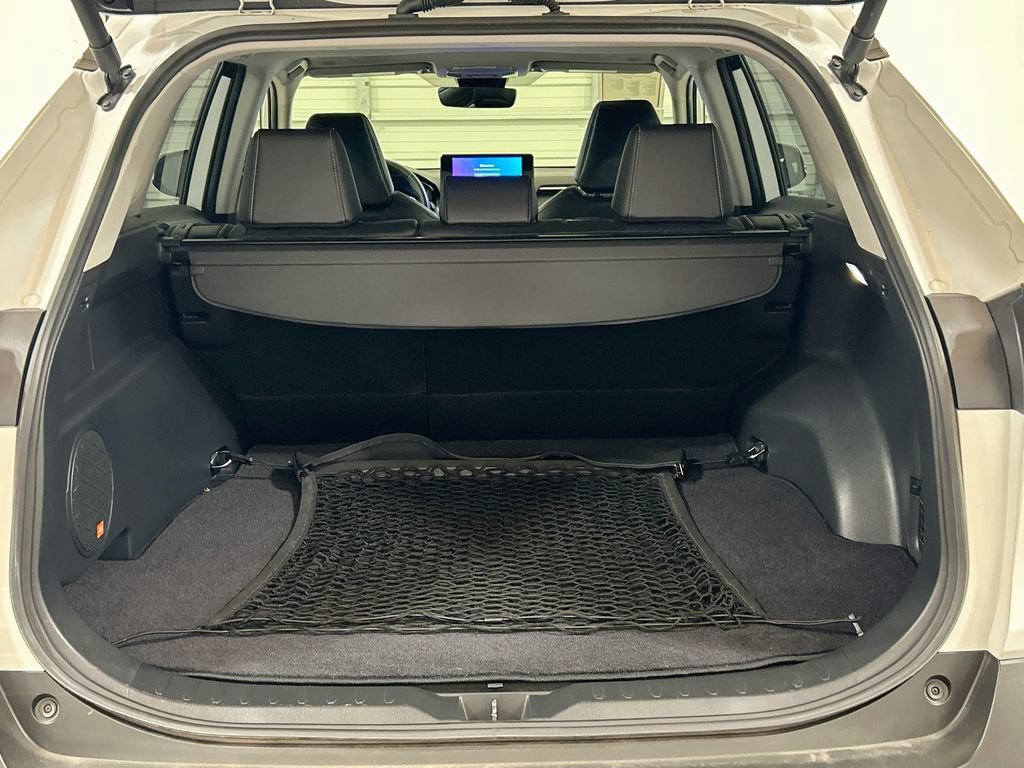 Used 2025 Toyota RAV4 Limited AWD/4WD image 26