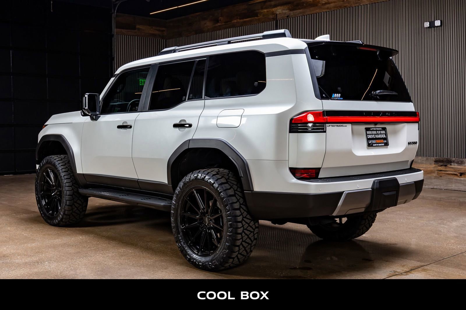 Used 2025 Lexus GX 550 image 7