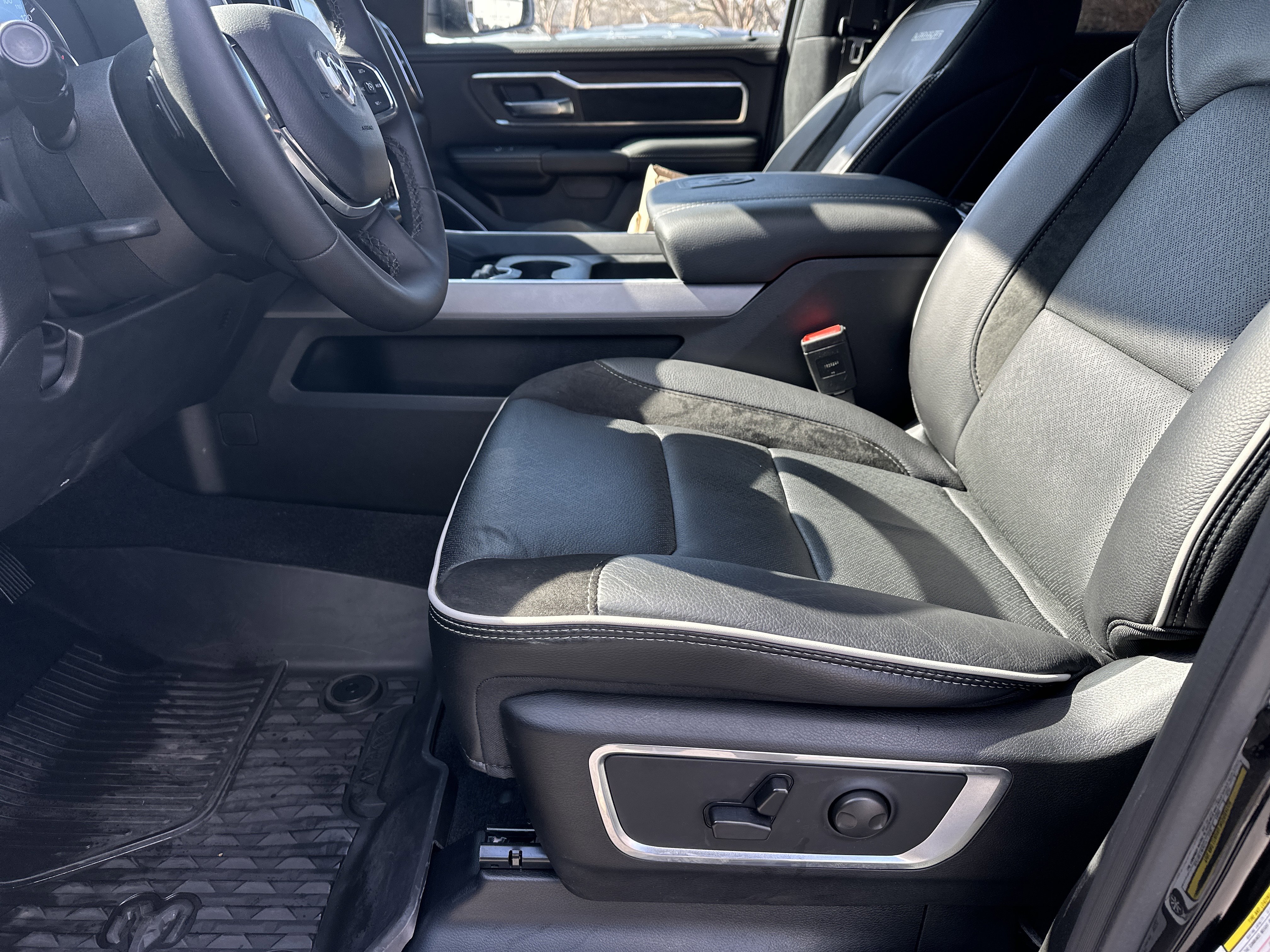 Used 2026 RAM 1500 Laramie w/ Bed Utility Group image 11