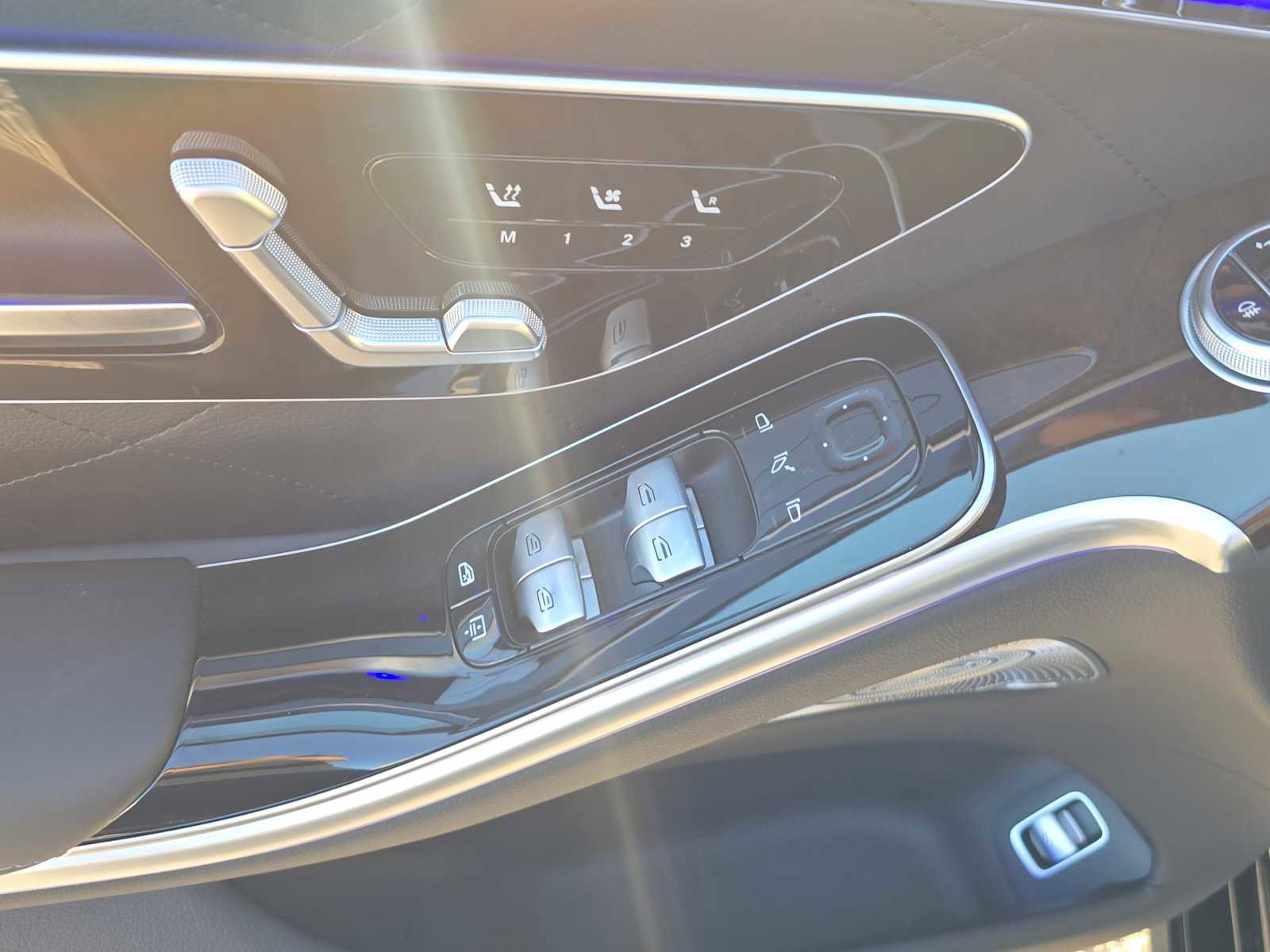 Used 2024 Mercedes-Benz S 580 S 580 image 23