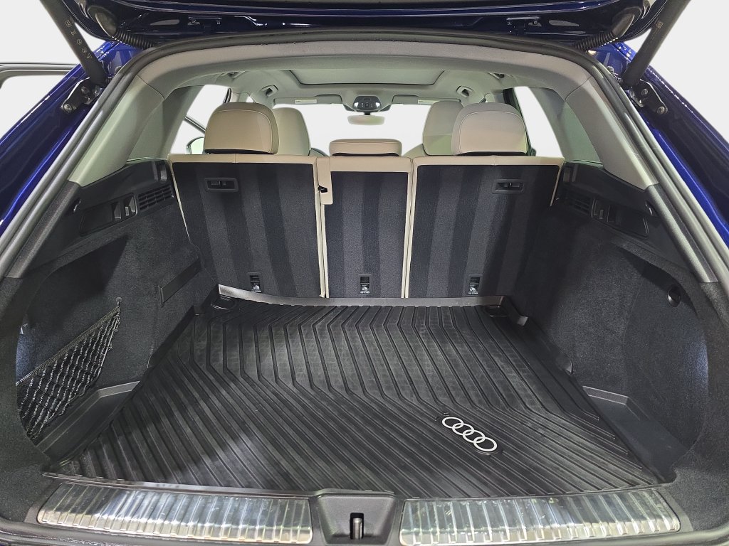 Used 2025 Audi Q5 Premium w/ Premium Plus AWD/4WD image 14