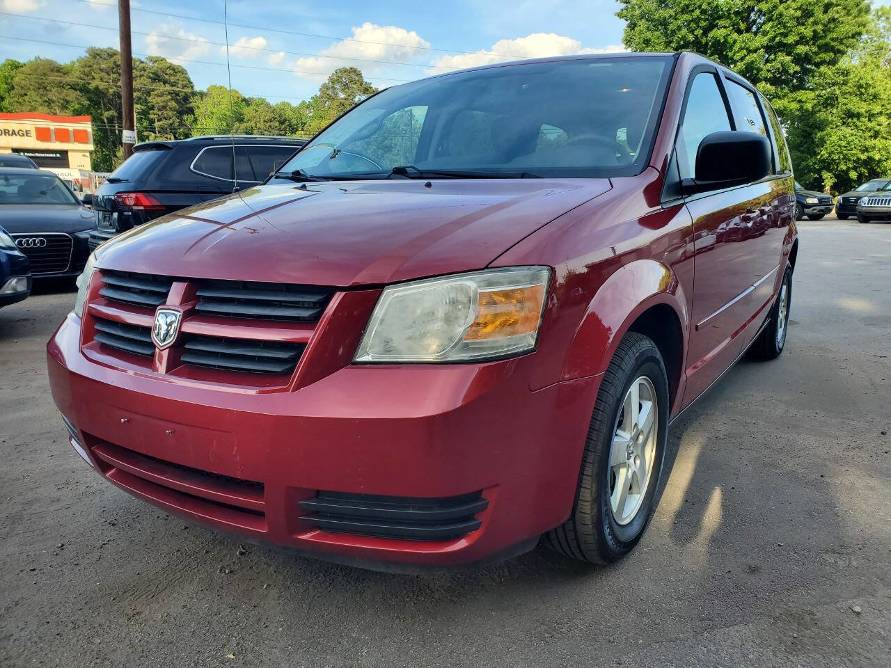Used 2009 Dodge Grand Caravan SE image 3