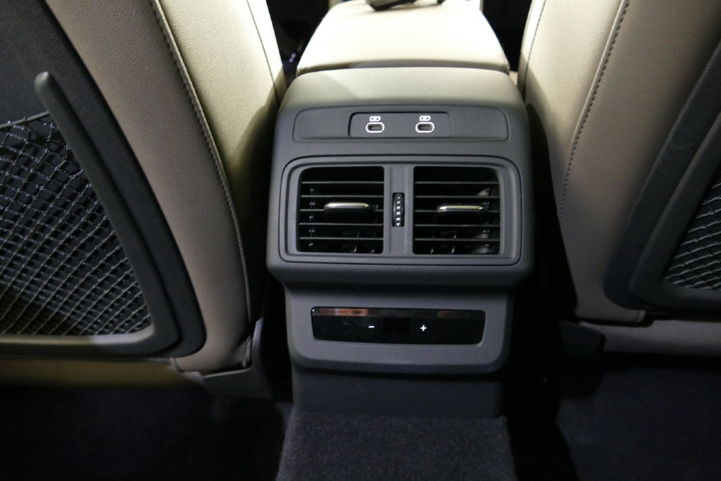 Certified 2025 Audi Q5 Premium w/ Convenience Package AWD/4WD image 29