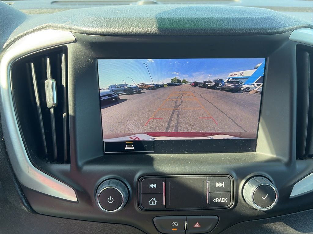 Used 2024 GMC Terrain SLT AWD/4WD image 18