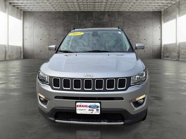 Used 2017 Jeep Compass Limited AWD/4WD image 2