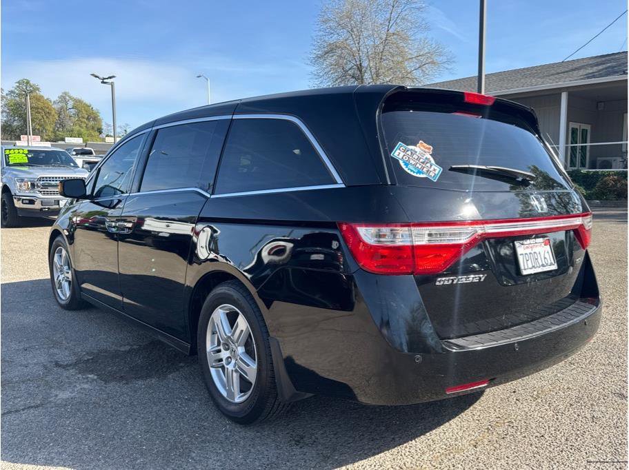 Used 2011 Honda Odyssey Touring image 5