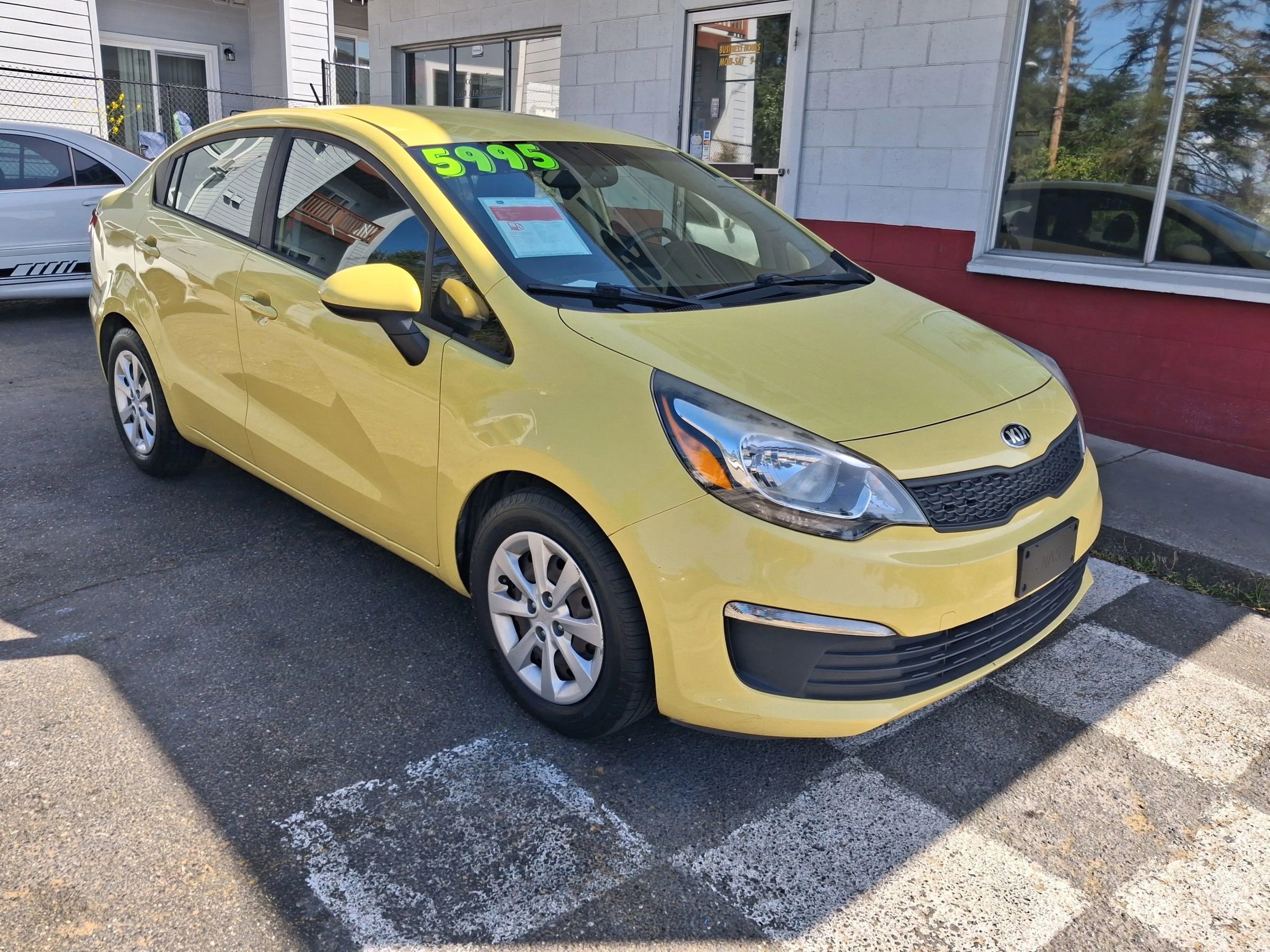 Used 2016 Kia Rio LX w/ Power Package FWD image 3