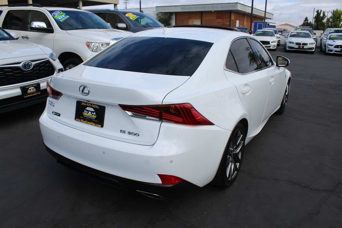 Used 2019 Lexus IS 300 F Sport w/ F Sport Package RWD image 7