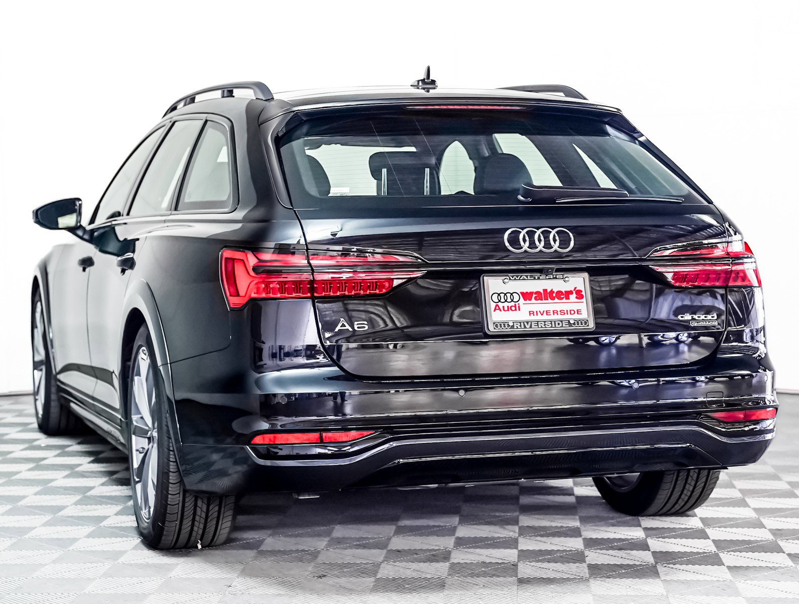 New 2025 Audi A6 Premium Plus image 2