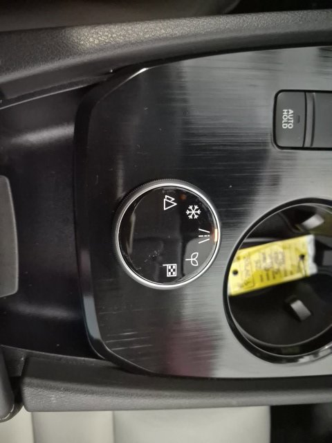 Certified 2025 Nissan Rogue SL AWD/4WD image 16