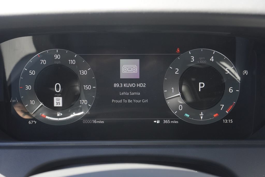 New 2026 Land Rover Range Rover Velar Dynamic SE image 11