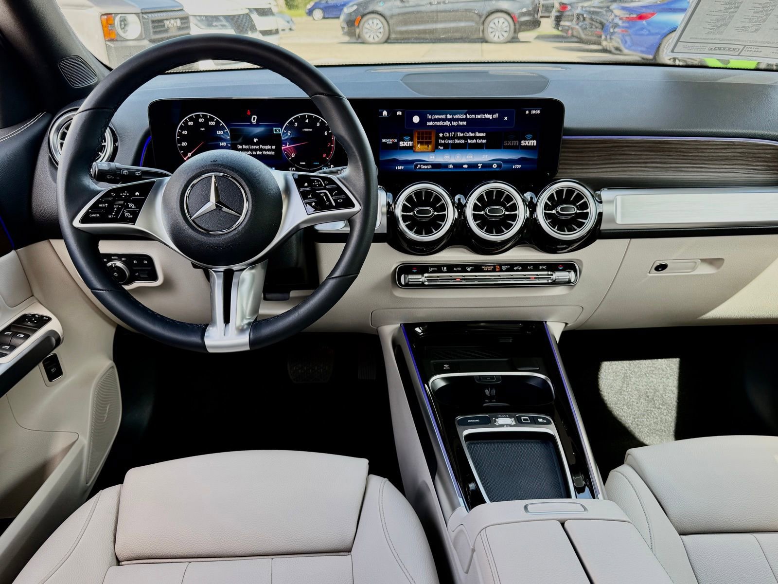 Used 2025 Mercedes-Benz GLB 250 image 41