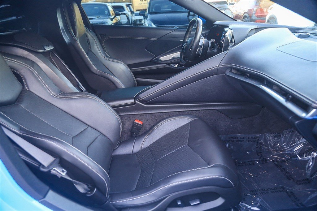 Used 2023 Chevrolet Corvette Stingray Coupe w/ Z51 Performance Package image 12