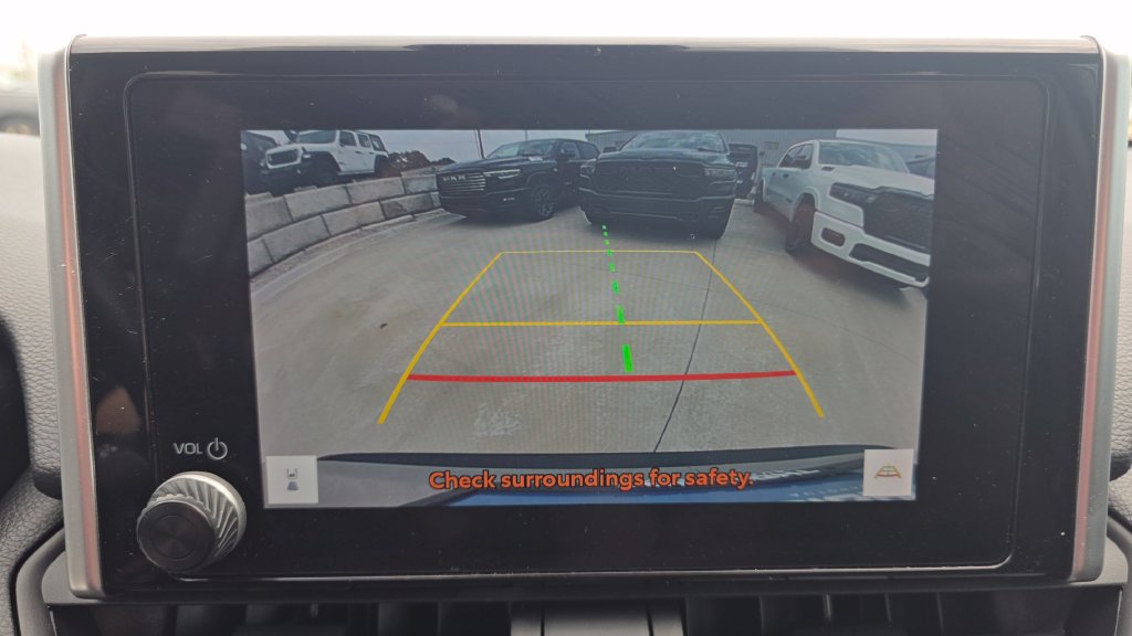 Used 2023 Toyota RAV4 LE FWD image 30