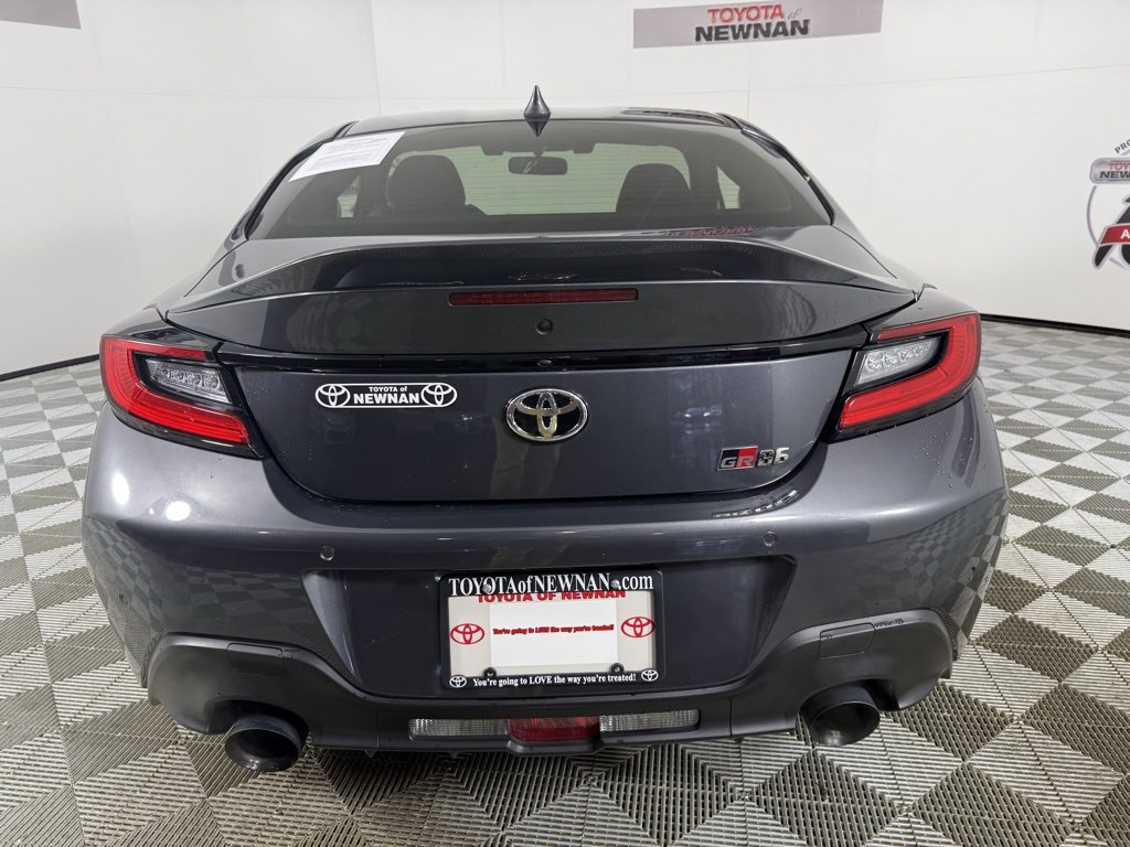 Used 2023 Toyota GR86 Premium w/ ALL Weather Mat Package (TMS) image 12