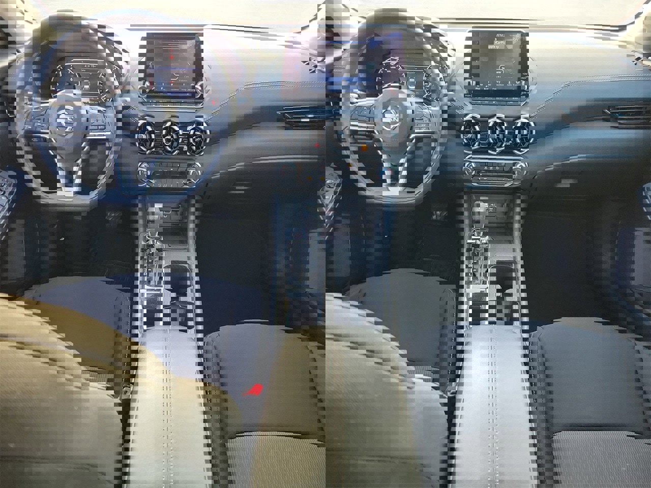 Used 2024 Nissan Sentra SV image 12