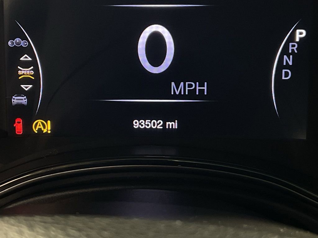 Used 2021 Jeep Grand Cherokee Limited AWD/4WD image 43