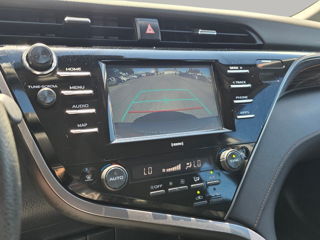 Used 2020 Toyota Camry LE FWD image 11