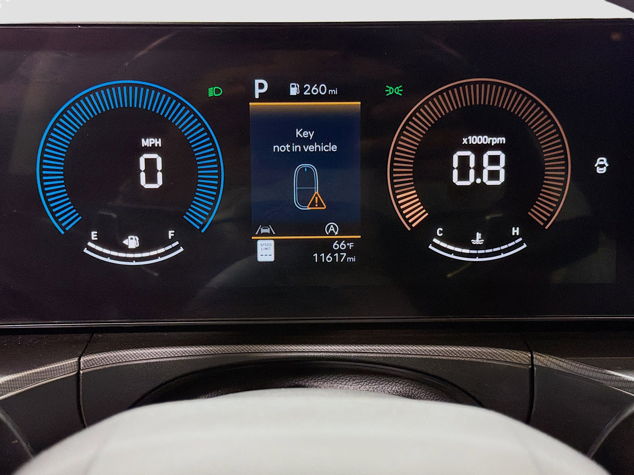 Used 2025 Hyundai Santa Fe SE AWD/4WD image 39