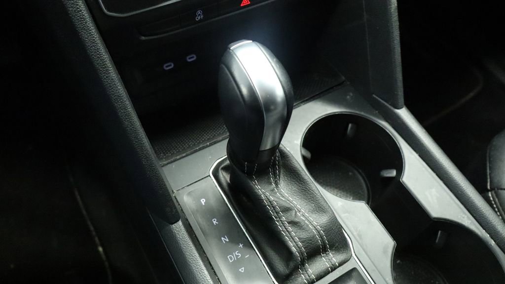 Used 2022 Volkswagen Atlas SE image 34