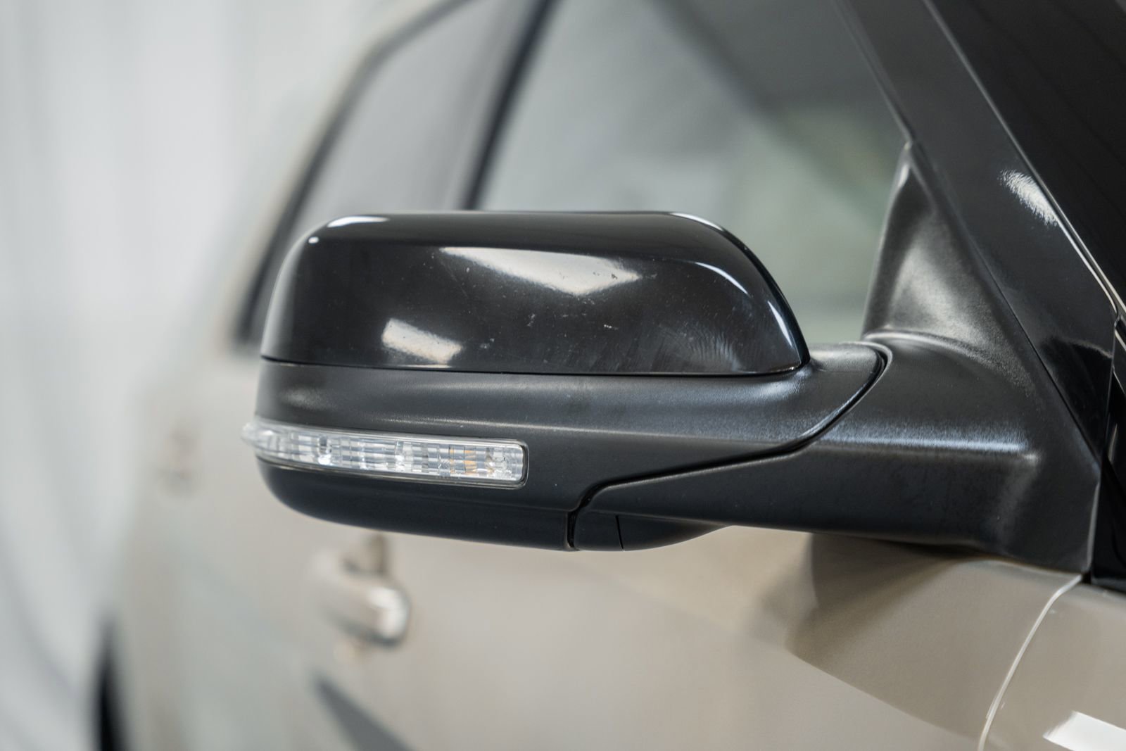 Certified 2017 Ford Explorer XLT w/ Equipment Group 202A image 13