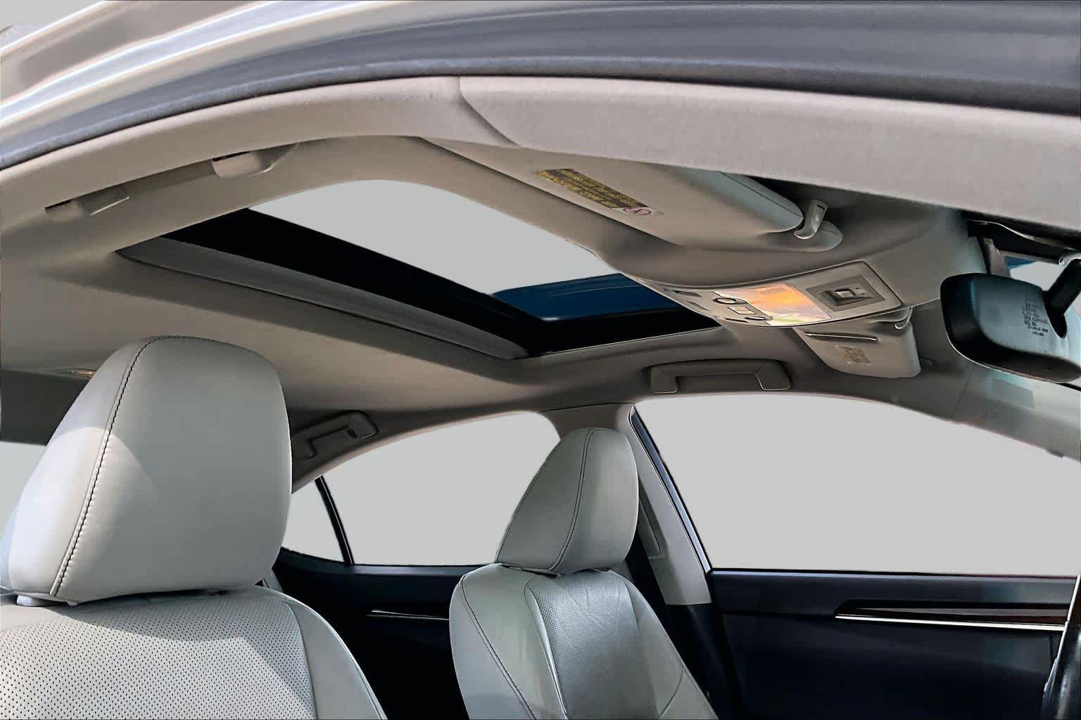 Used 2013 Lexus ES 350 w/ Luxury Pkg FWD image 13
