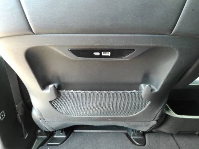 Used 2025 Chrysler Pacifica Select image 29