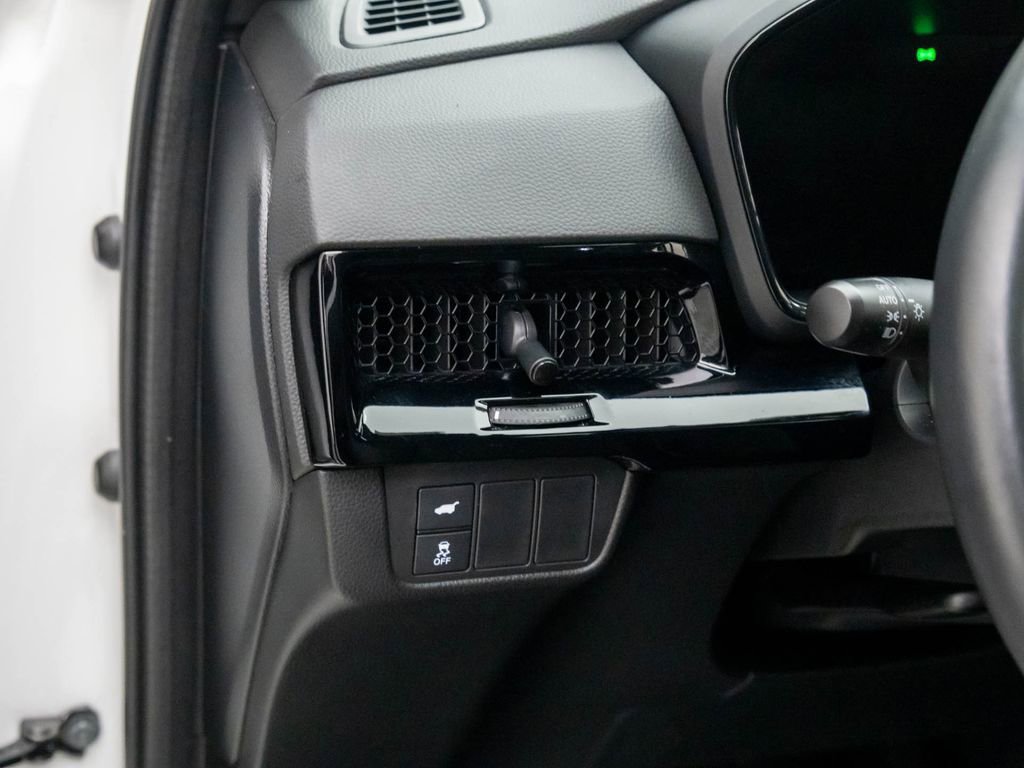 Certified 2025 Honda CR-V Sport Touring image 22