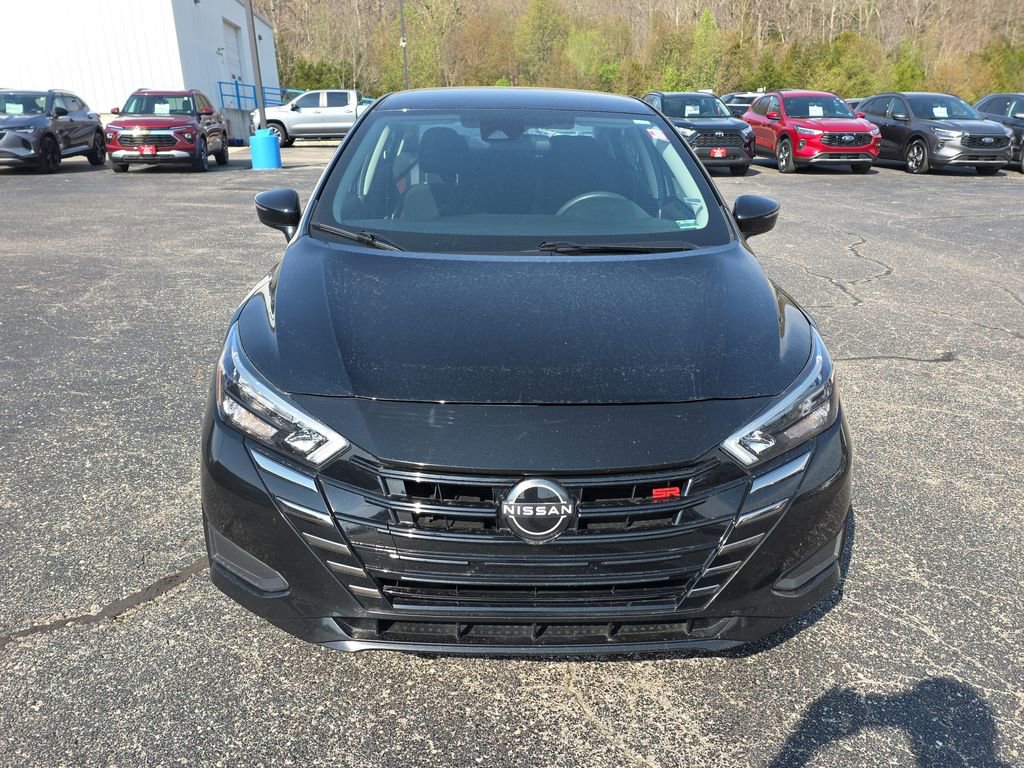 Used 2024 Nissan Versa SR image 3