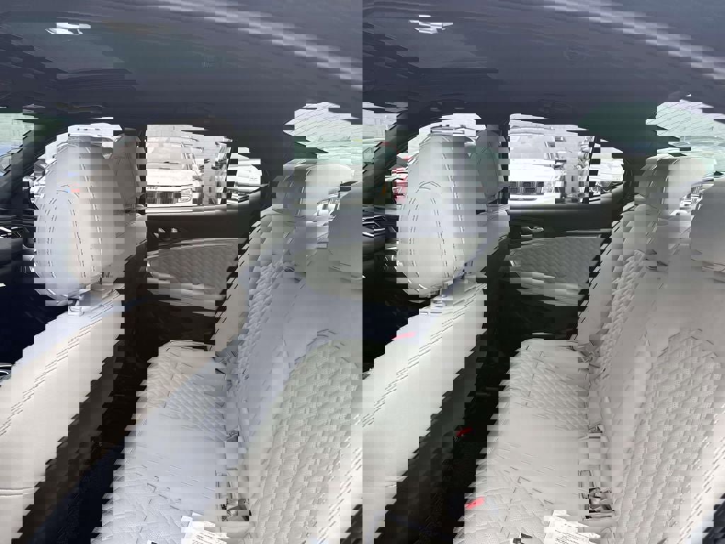 Used 2024 Genesis G70 3.3T Advanced w/ Sport Prestige Package image 13