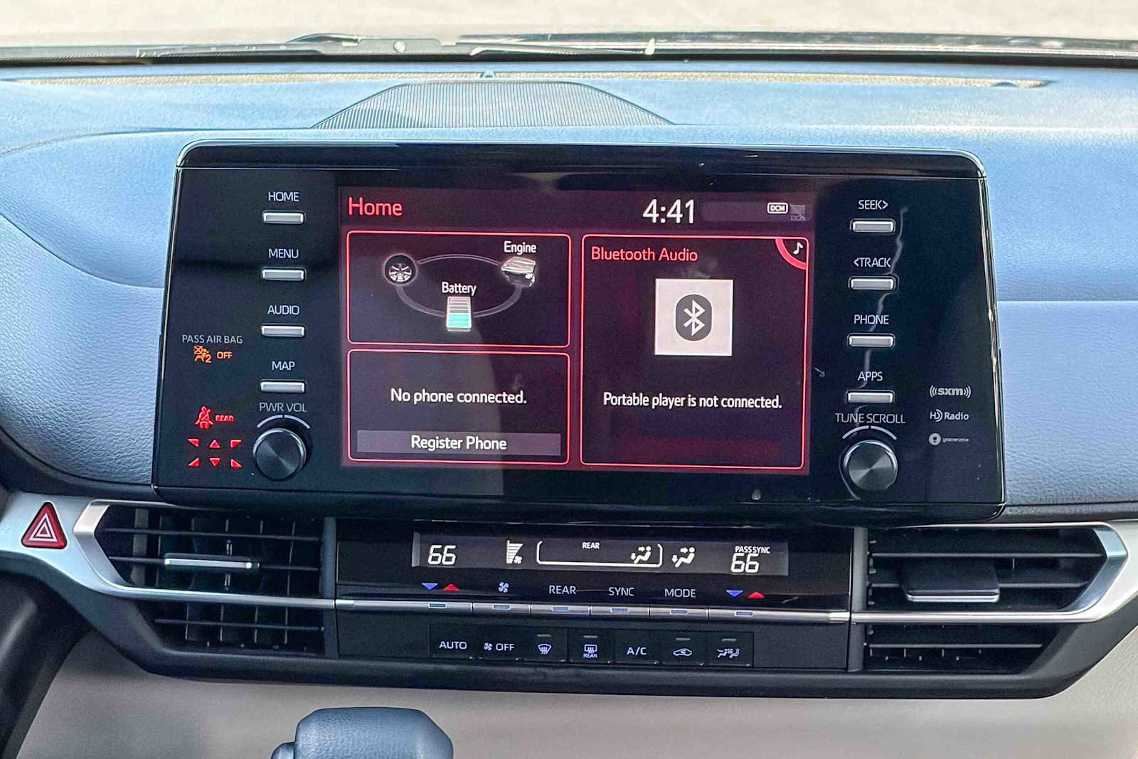 Used 2024 Toyota Sienna LE image 13