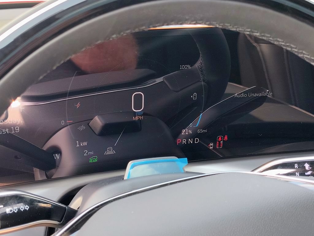 New 2027 Cadillac Vistiq Premium Luxury w/ LPO, Premium Carpet Package AWD/4WD image 26