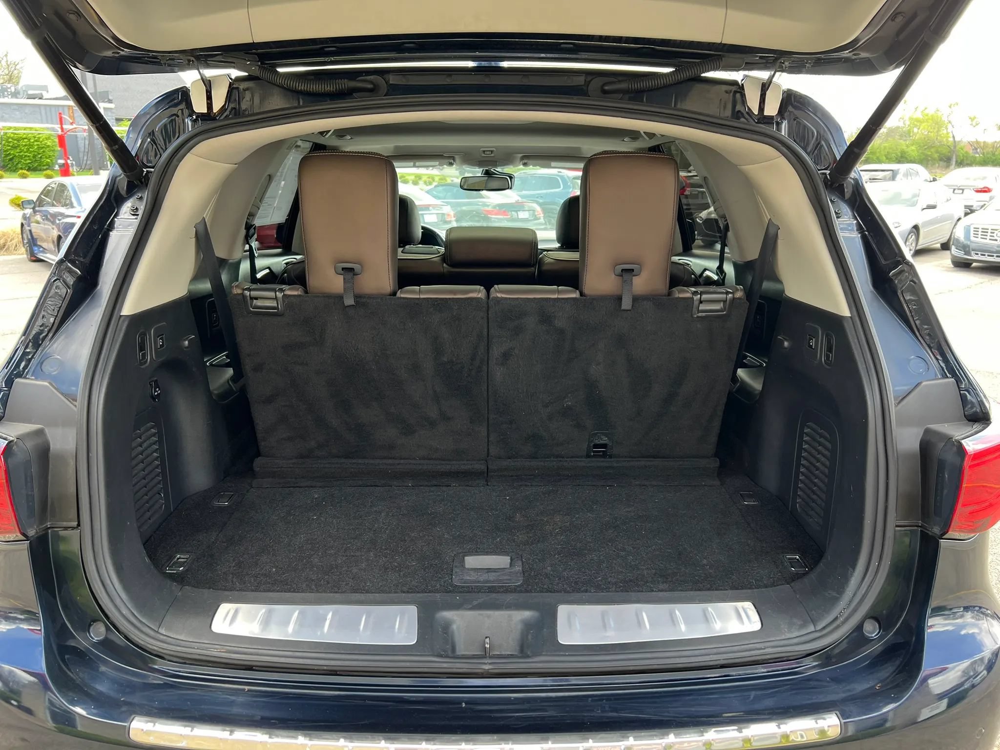 Used 2019 INFINITI QX60 Luxe w/ Sensory Package AWD/4WD image 33