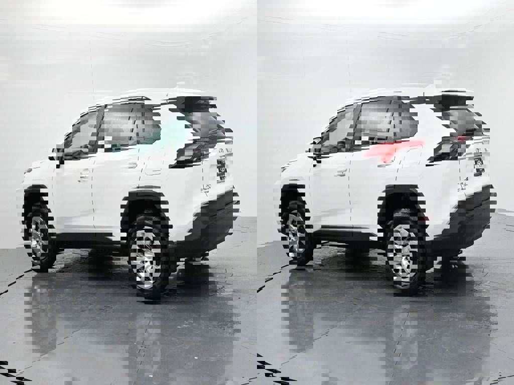 New 2025 Toyota RAV4 LE image 5