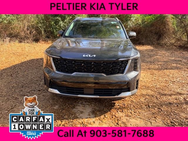 Certified 2024 Kia Sorento S image 2