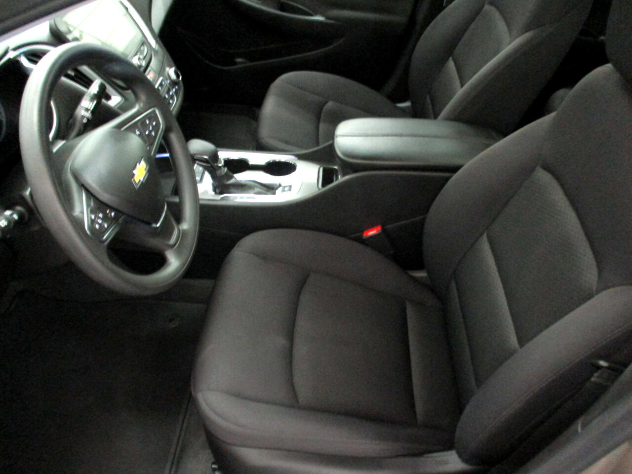 Used 2024 Chevrolet Malibu LT image 10