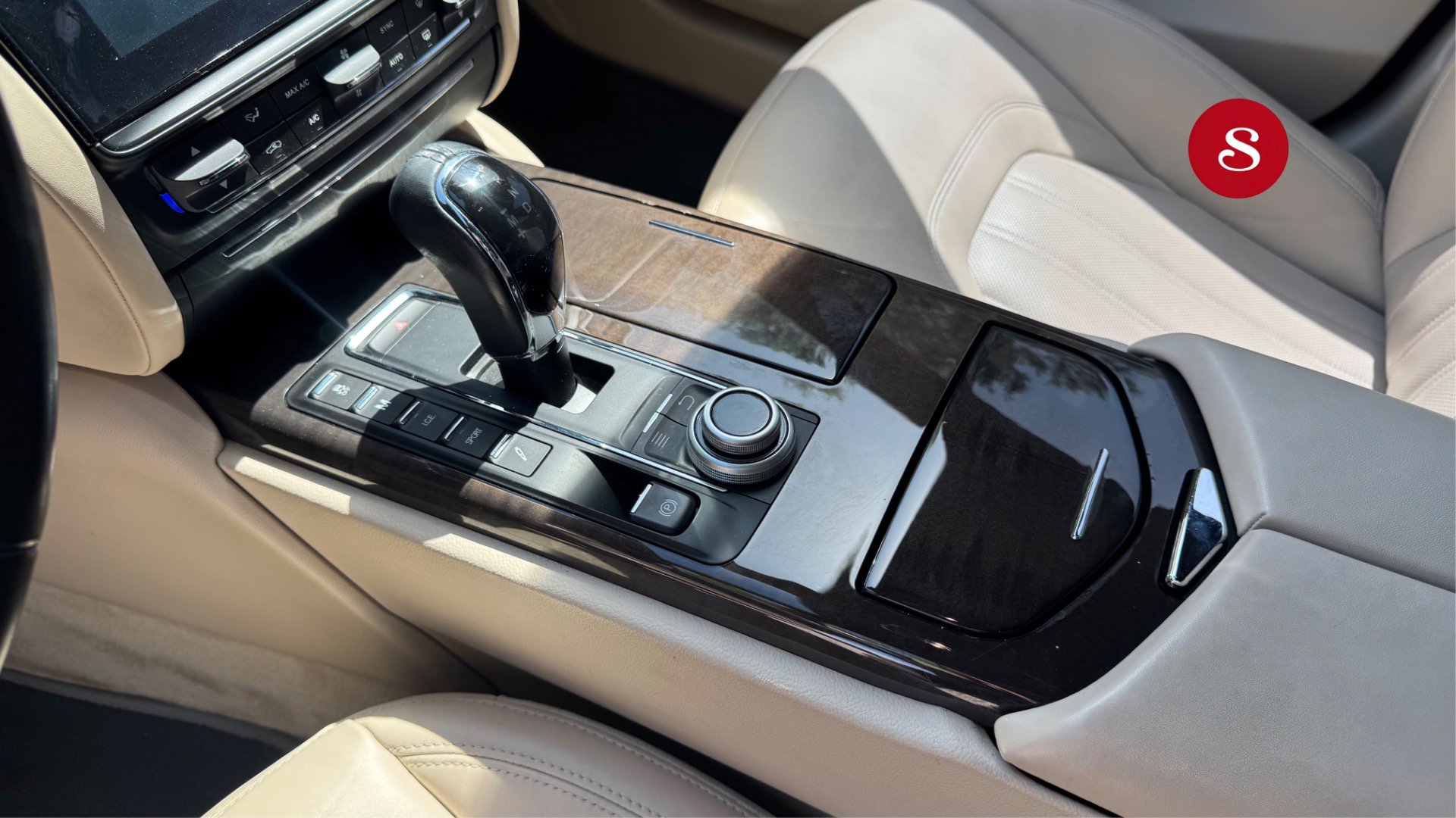 Used 2017 Maserati Quattroporte GTS GranLusso image 17