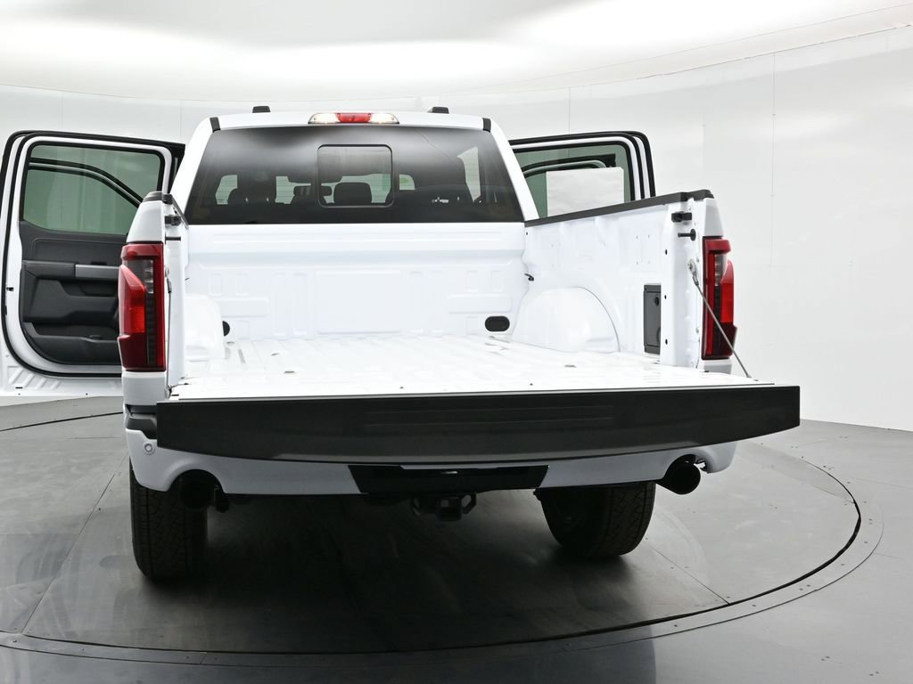 New 2025 Ford F150 XLT w/ Equipment Group 302A MID image 32