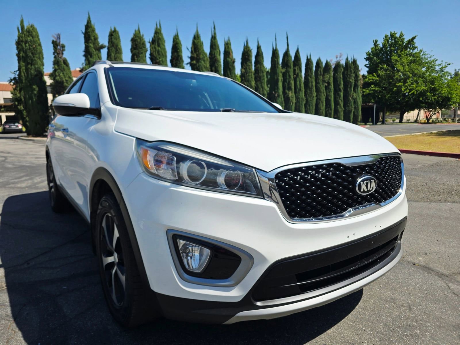 Used 2017 Kia Sorento EX FWD image 4