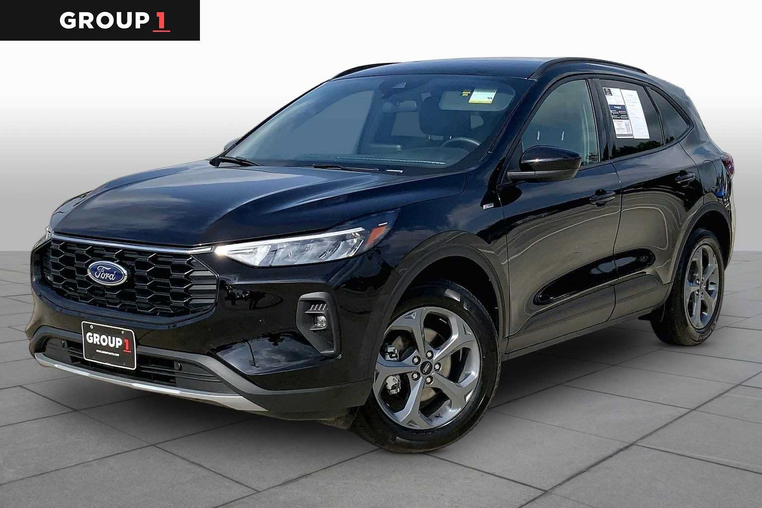 Used 2025 Ford Escape ST-Line Select AWD/4WD image 1