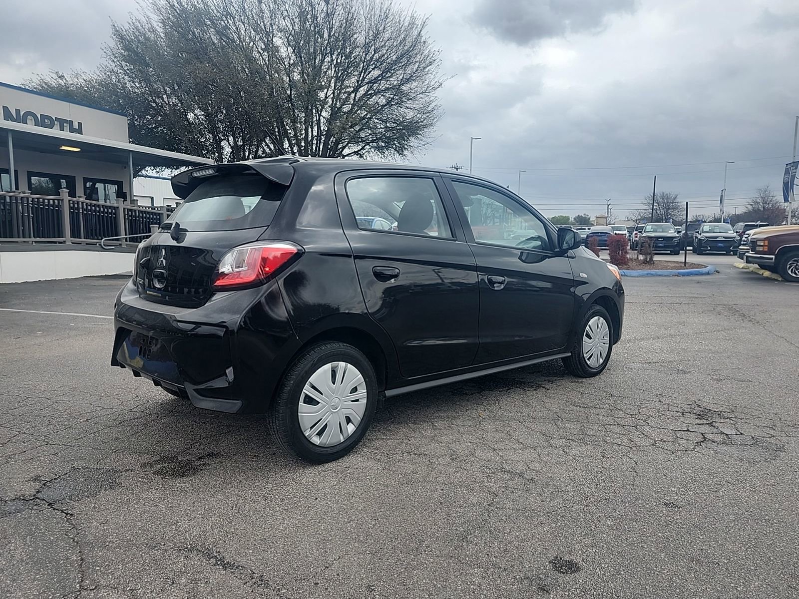 Used 2024 Mitsubishi Mirage ES image 3