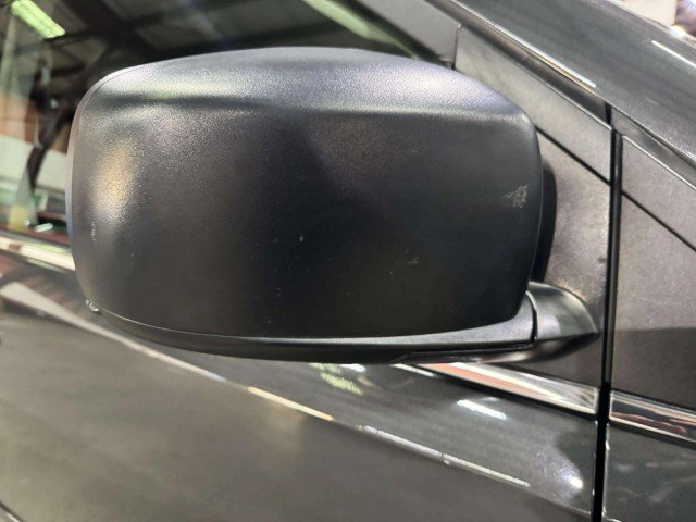 Used 2012 Volkswagen Routan S image 13