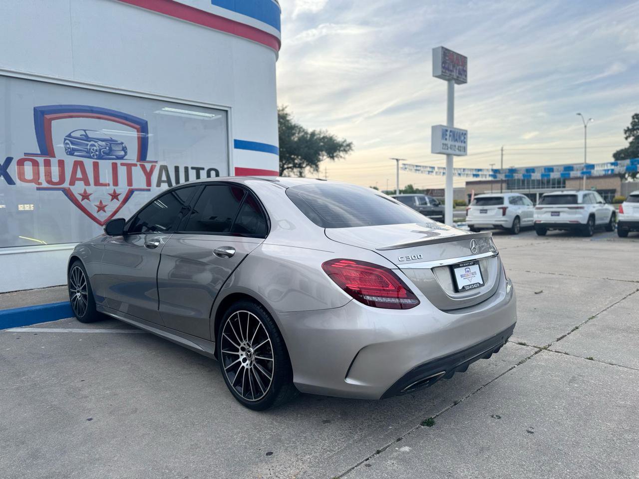 Used 2019 Mercedes-Benz C 300 Sedan image 43