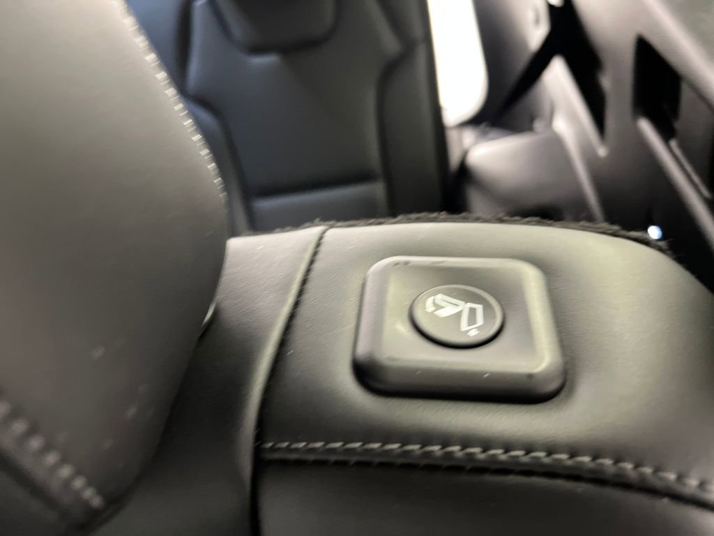 Used 2025 Kia Telluride S image 15