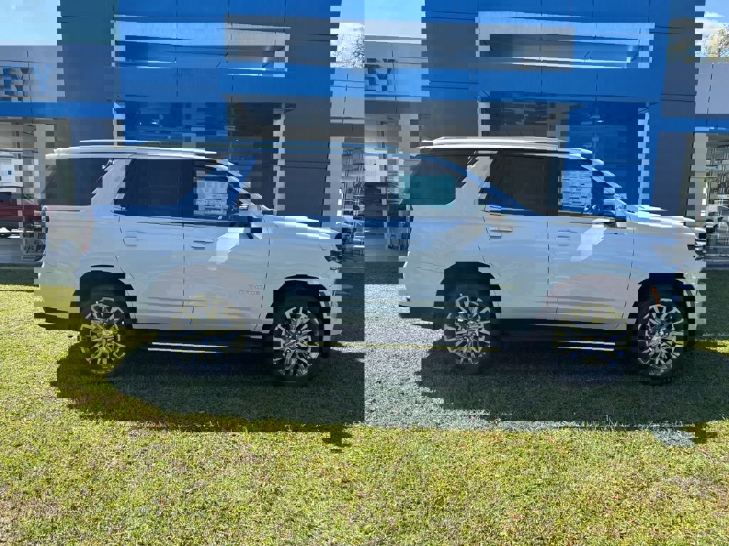 New 2026 Chevrolet Tahoe Premier image 3