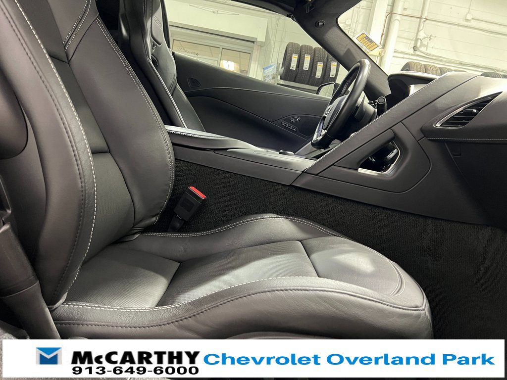 Used 2016 Chevrolet Corvette Z06 w/ 3LZ Preferred Equipment Group image 36