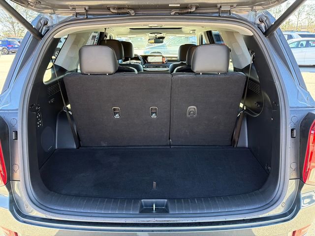 Used 2021 Hyundai Palisade Limited image 18