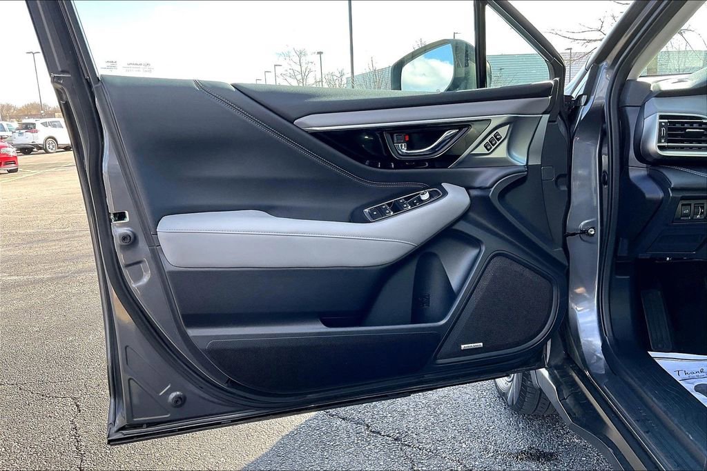 Used 2022 Subaru Outback Limited XT image 26