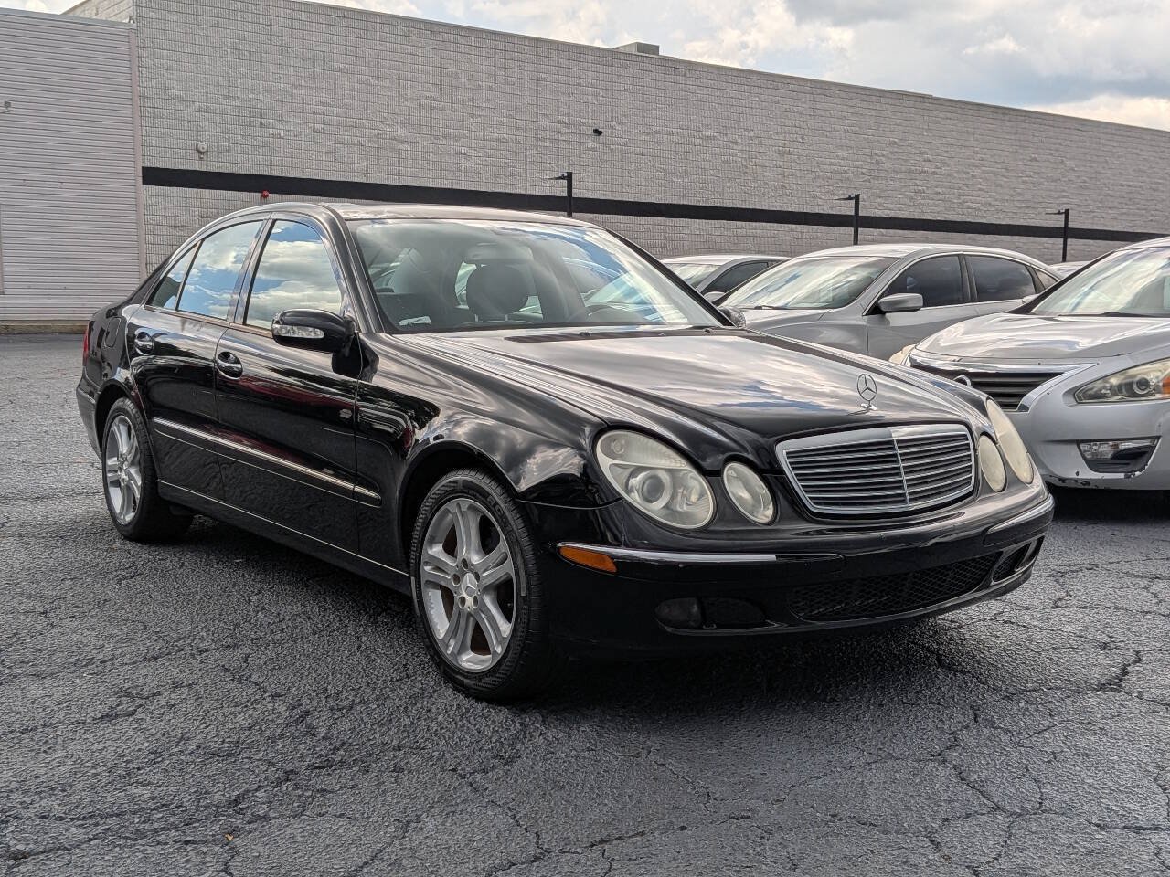 Used 2006 Mercedes-Benz E 350 4MATIC Sedan image 10